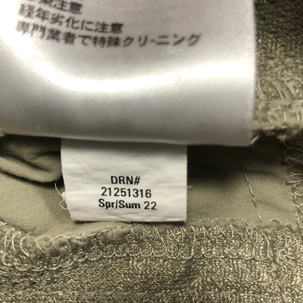 EddieBauer Wms Khaki HIKING PANTS RollUp Leg Mesh Pockets EUC - Picture 7 of 8
